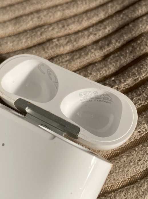 Caixa dosAirPods Pro (2nd generation) — USB-C Original