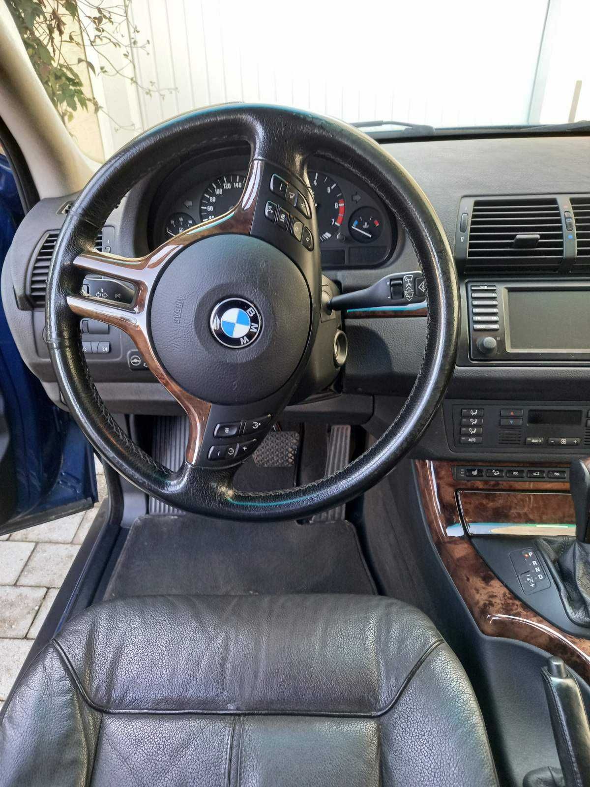 BMW X5 4.4 автомат!! Состояние отличное
