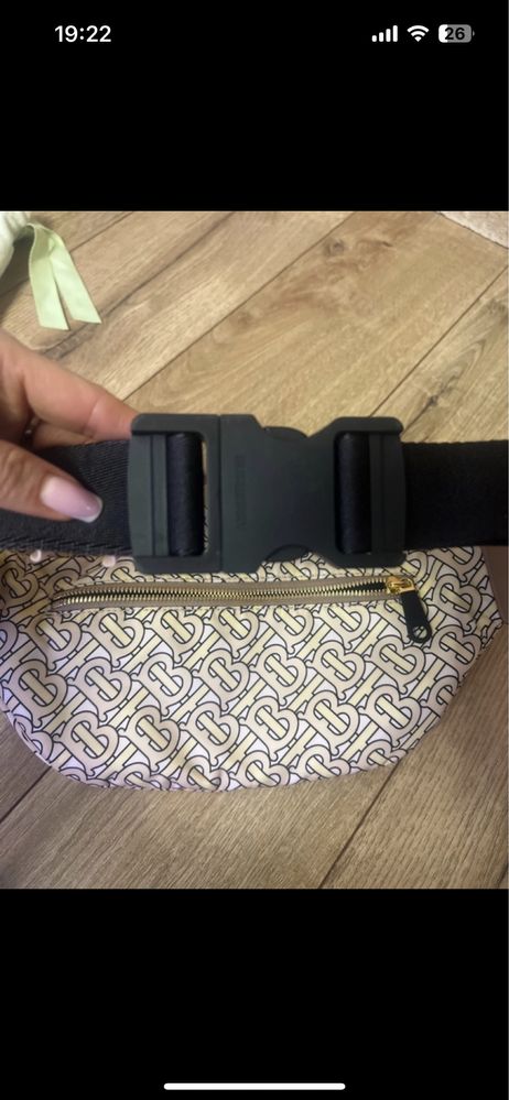 Oryginalna nerka/saszetka Burberry