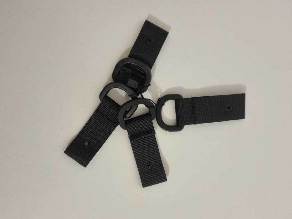 Stojak na gitarę – stabilny, składany GRATIS!