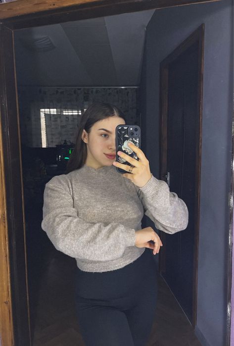 Укорочений светрик Plt.