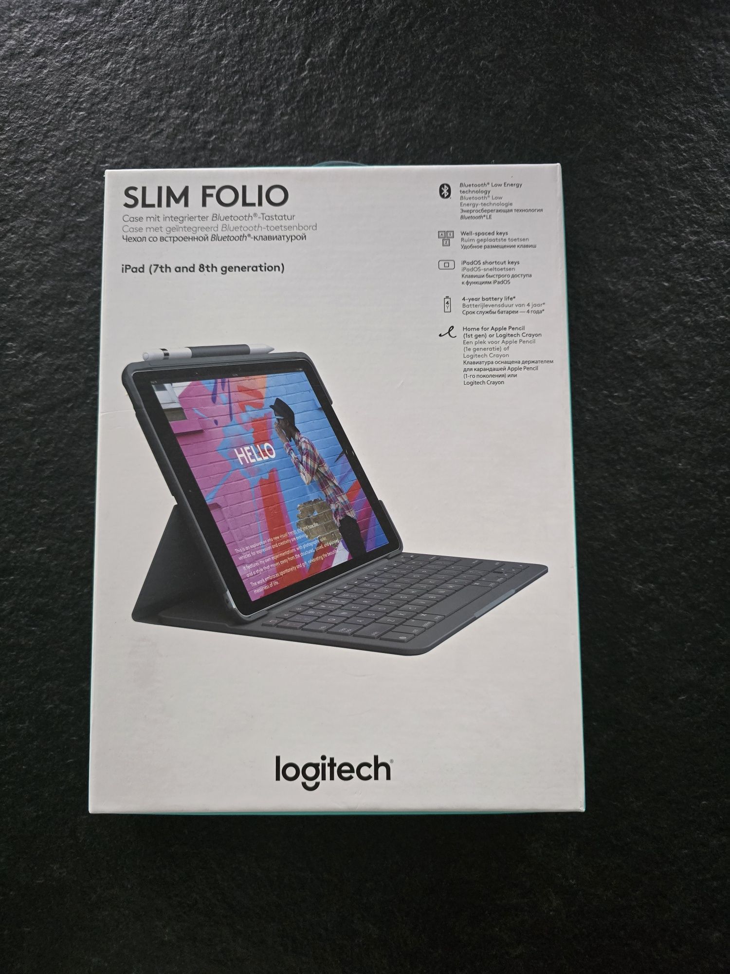 Slim folio iPad (7th and 8th generation) LogiTech