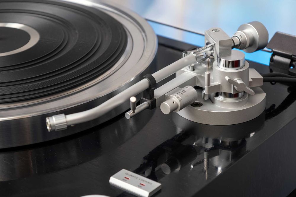 Виниловый проигрыватель YAMAHA GT-750. Отличное состояние