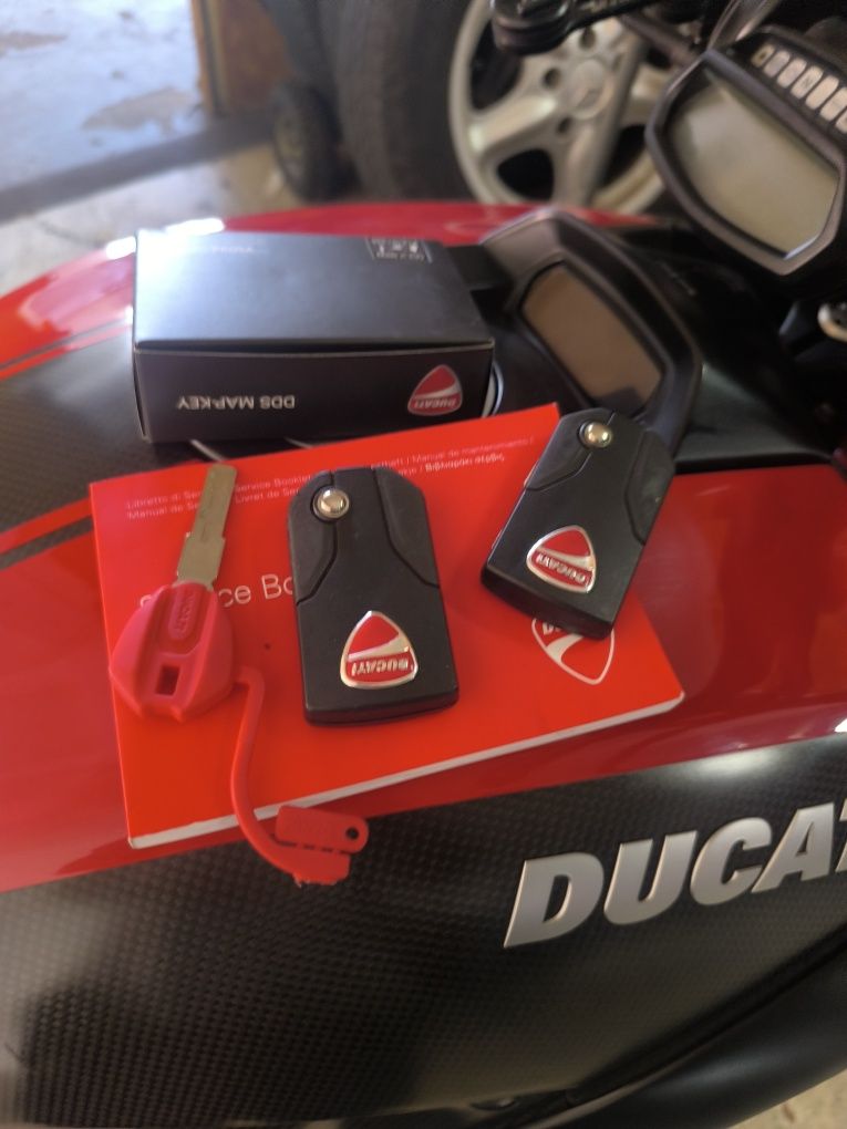 Ducati Diavel 1200