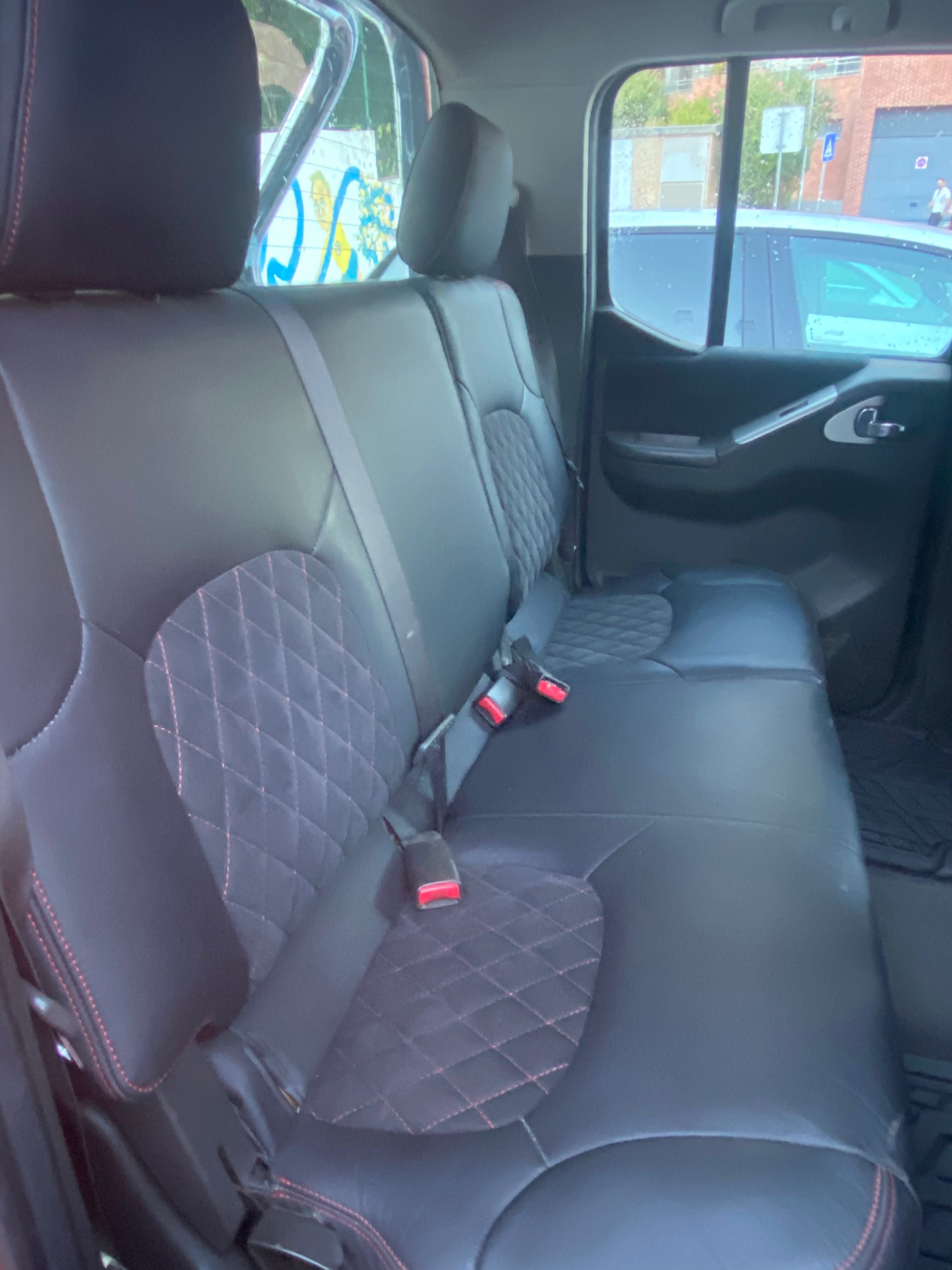 Nissan Navara 2.5 dCi 190cv – 2010 | Muito Estimada