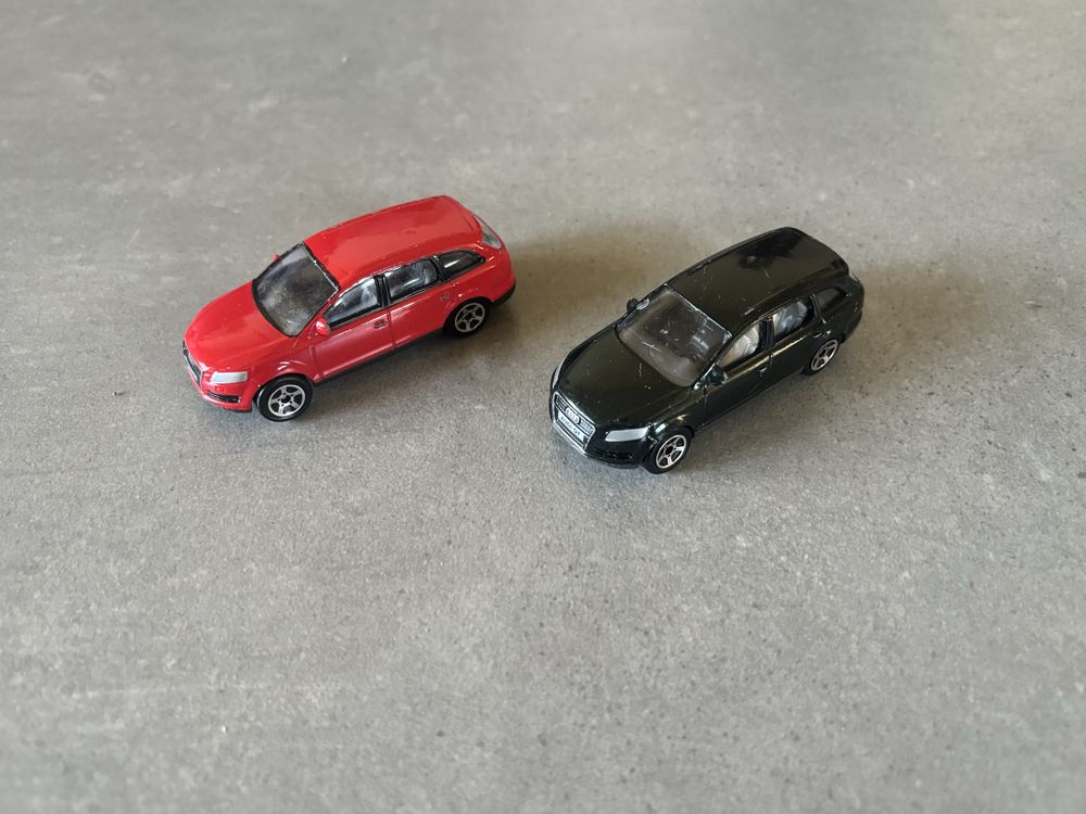 Resoraki Realtoy 2X Audi Q7
