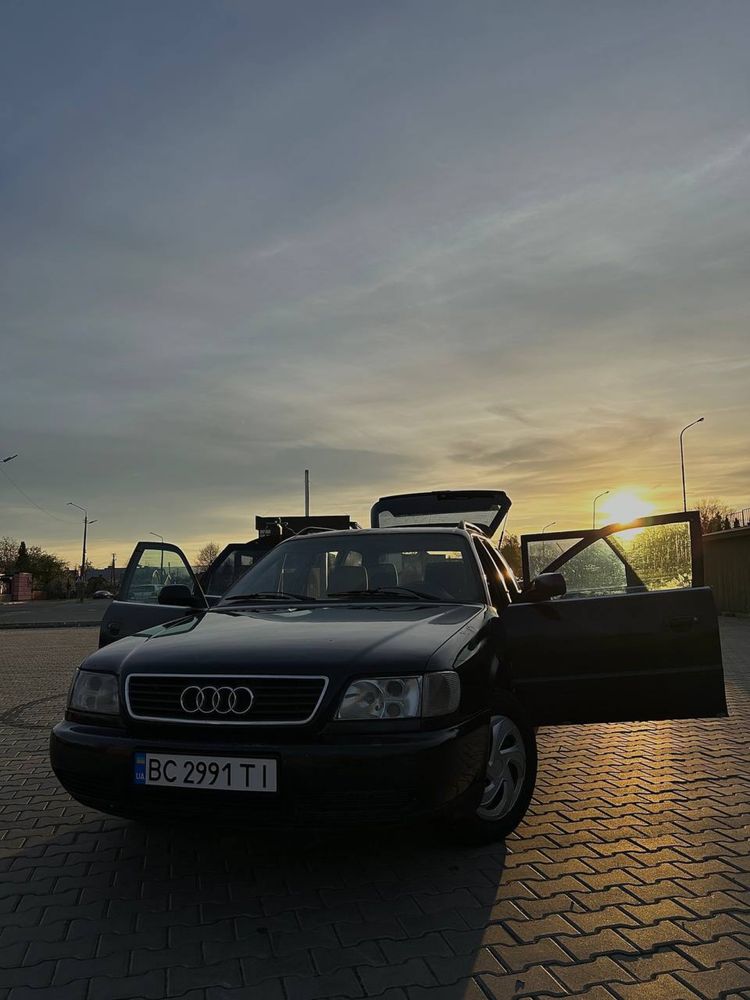 AUDI a6c4 1995р 2.6 газ/бенз