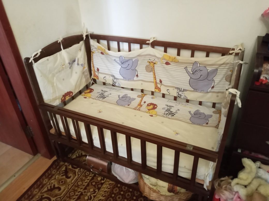 Детская кровать качалка (полный комплект)