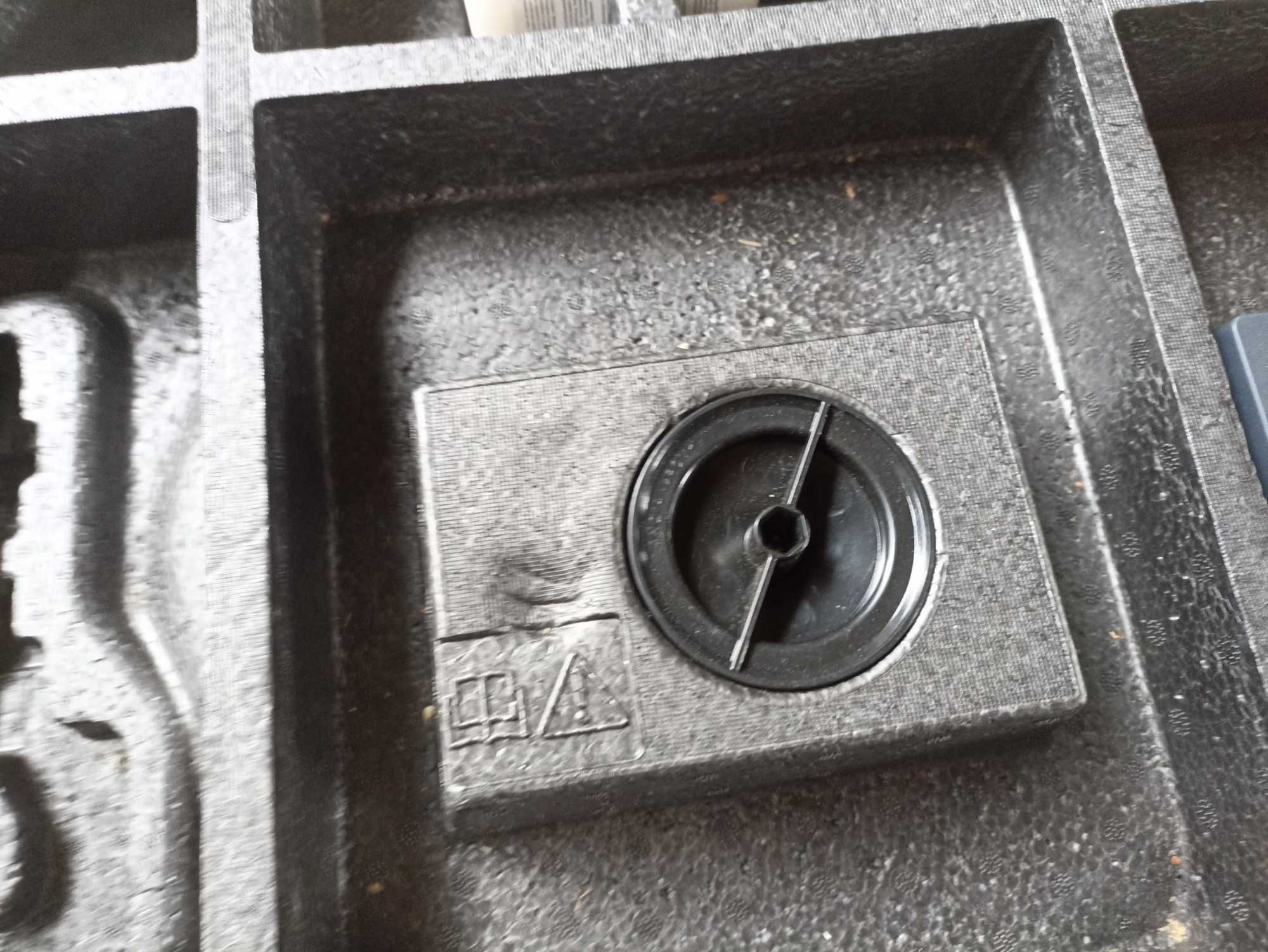 Wkład zapasowy kompresor wypełnienie styropian absorber FORD C MAX 2
