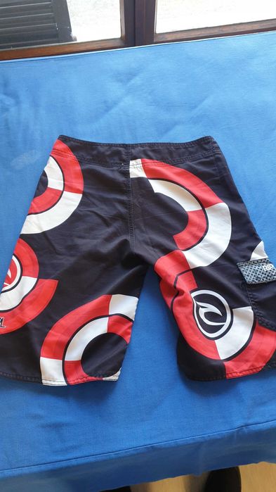 Calções / calção banho Rip Curl ORIGINAL, preto e vermelho tamanho 16