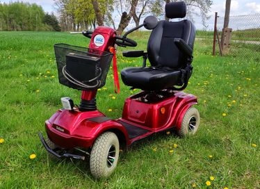 Elektryczny wózek seniora skuter Duży + kosz Czerwony 15km/h bate 64Ah