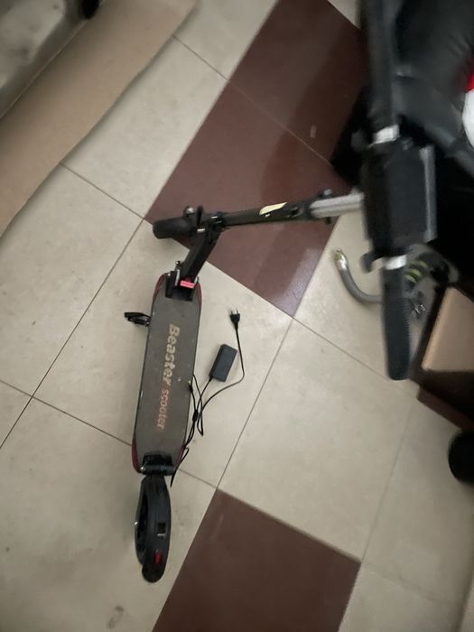 Электрический самокат Beaster Scooter