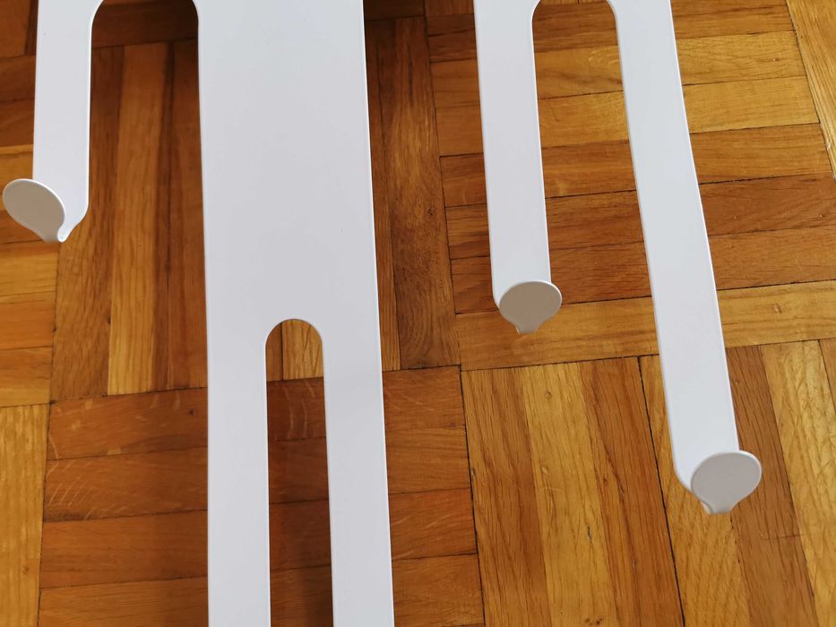 Na dziecięce akcesoria wieszak firmy VOX