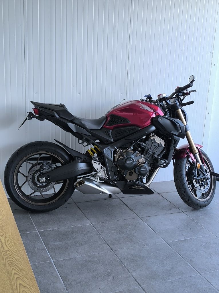 Honda CB650R 4700km