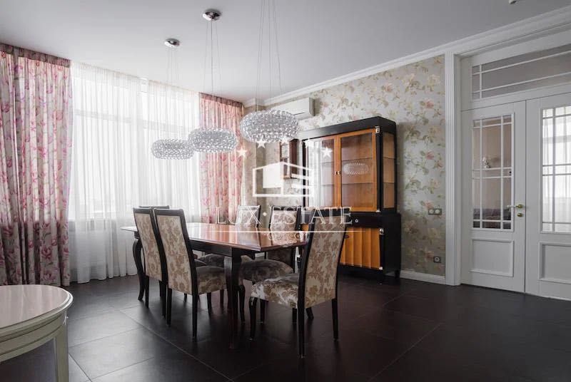 Аренда шикарной 4К квартиры 173м2, ЖК ул. Чернышевская, 31А, Центр