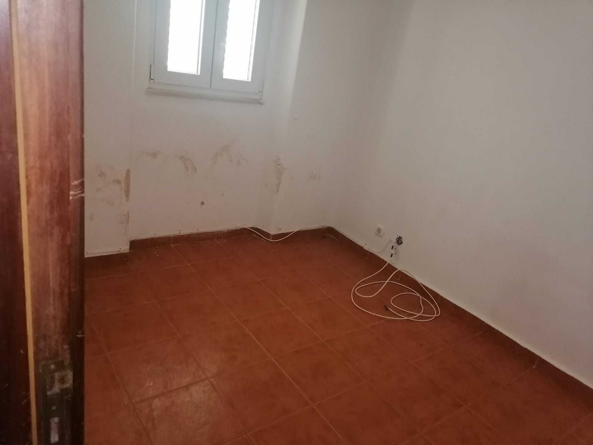 Moradia Germinada T3 - Setúbal - São Nicolau