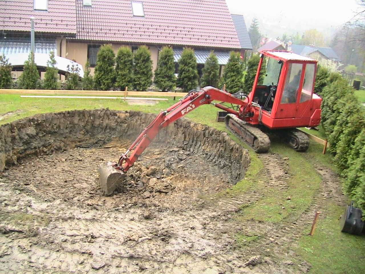 równanie terenu, fundament, droga dojazdowa, bruk geokrata płyta ażur