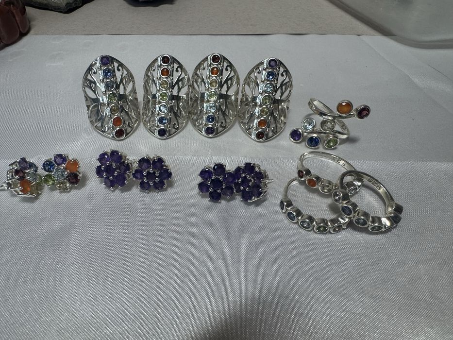 Продам серьги, бусы , браслеты из натуральных камней