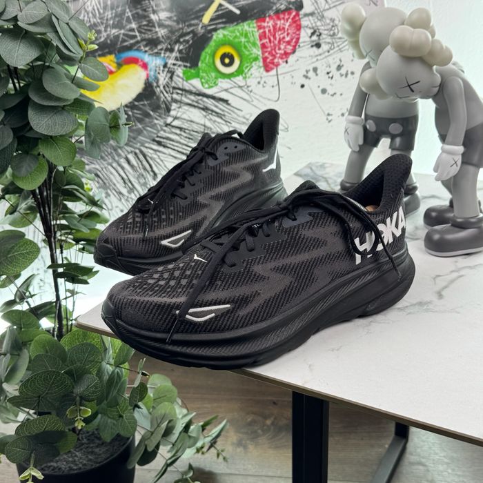 Кросівки Hoka Clifton 9 46.5 розмір Е6336