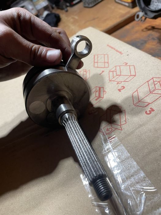 Срочно Коленвал Carenzi Racing-горизонт) джог