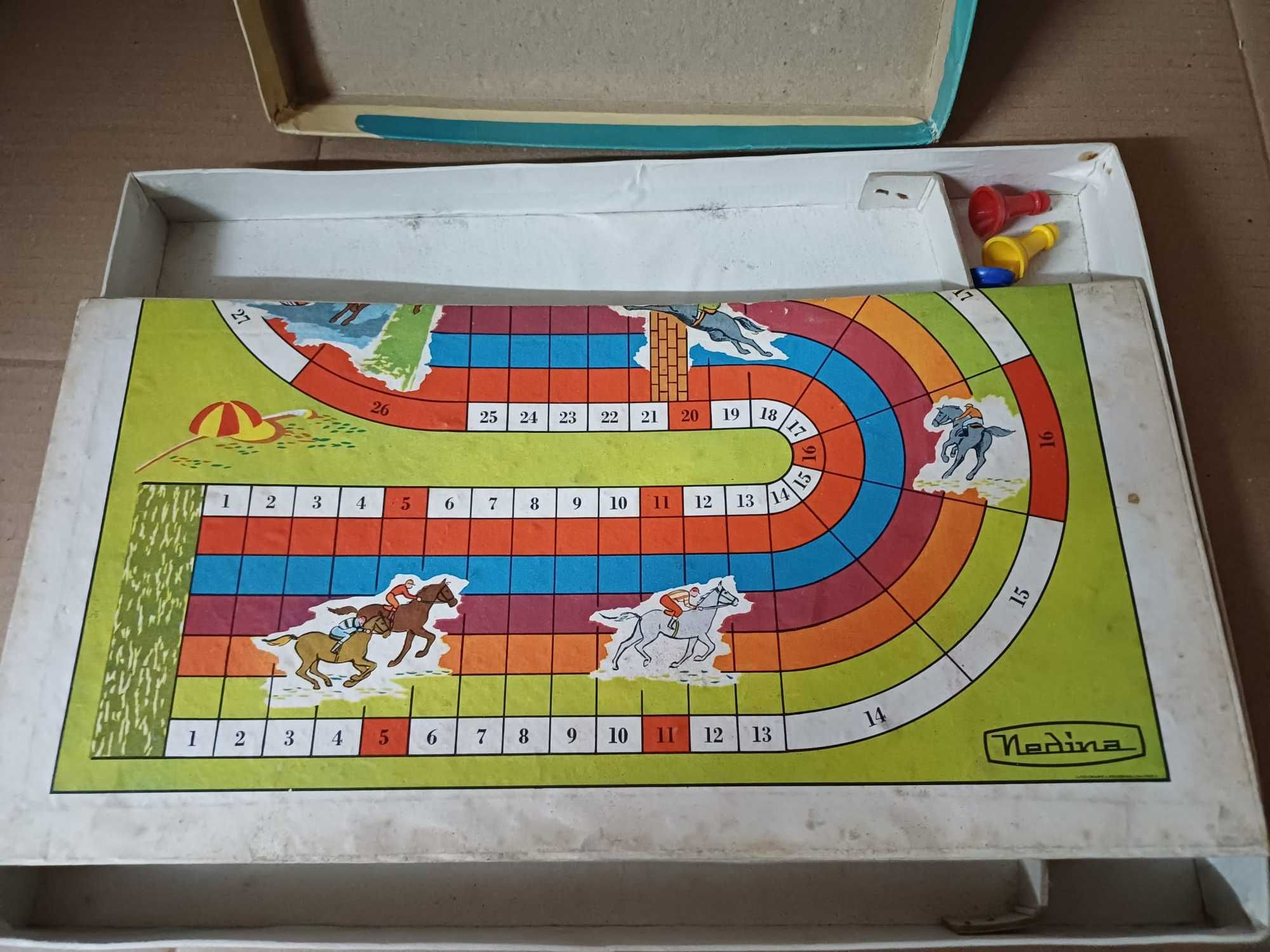 Jogo Corrida de Cavalos - Nedina - Completo com Manual e Peças