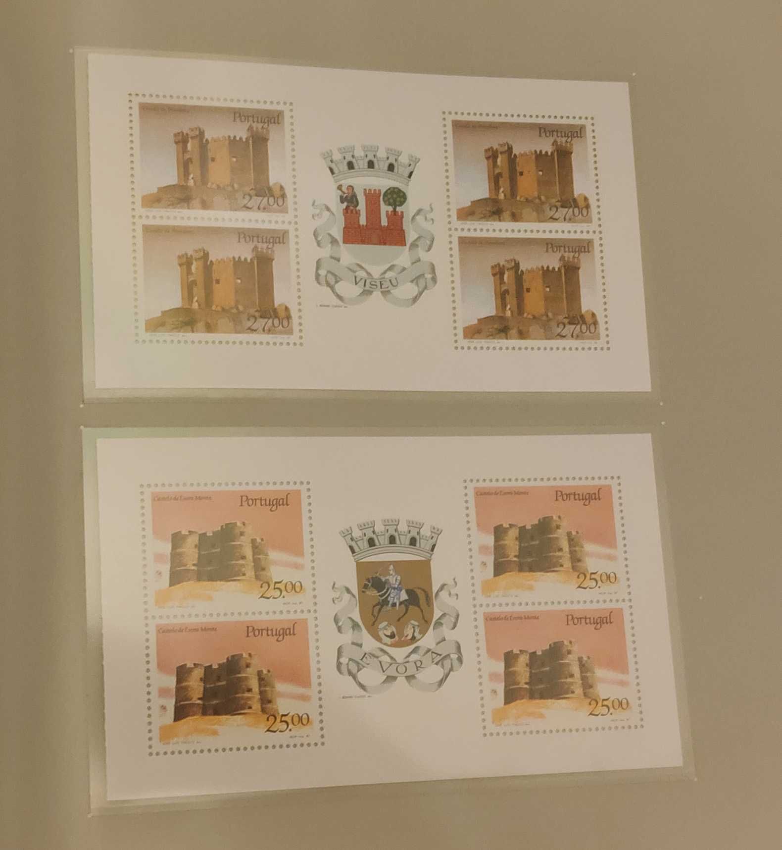 LIVRO CTT "CASTELOS DE PORTUGAL" com todos os selo