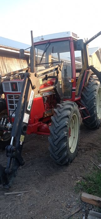 International 845xl case