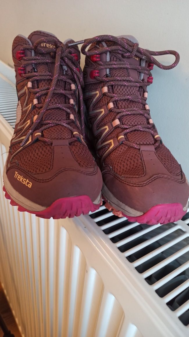 Buty trakingowe Treksta