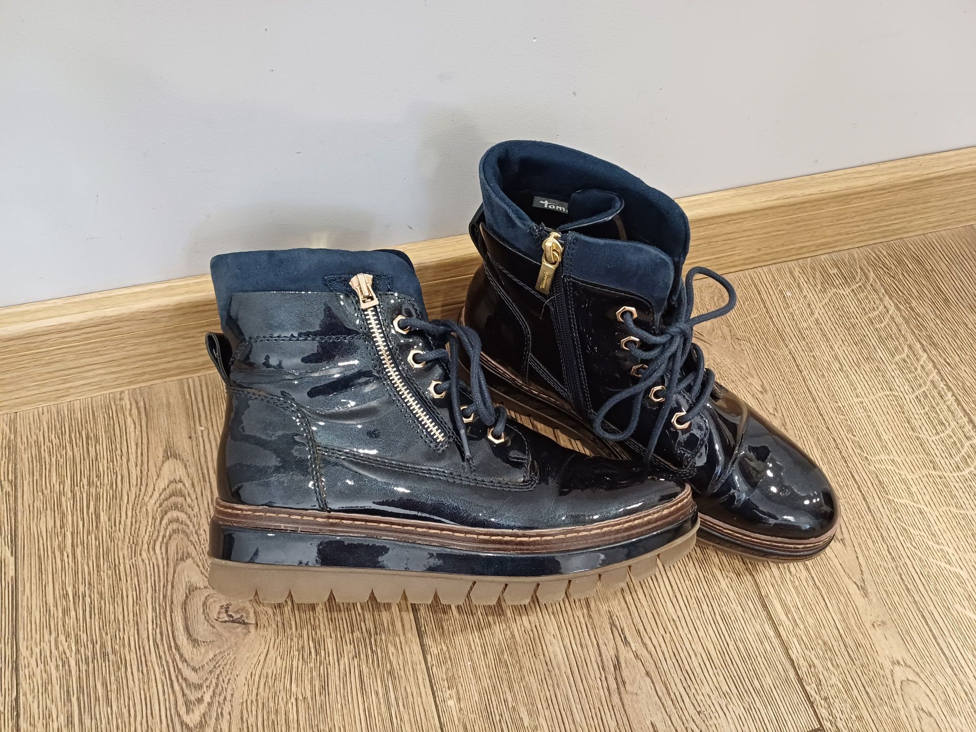 Buty Tamaris botki zimowe rozmiar 39 damskie kozaki trapery