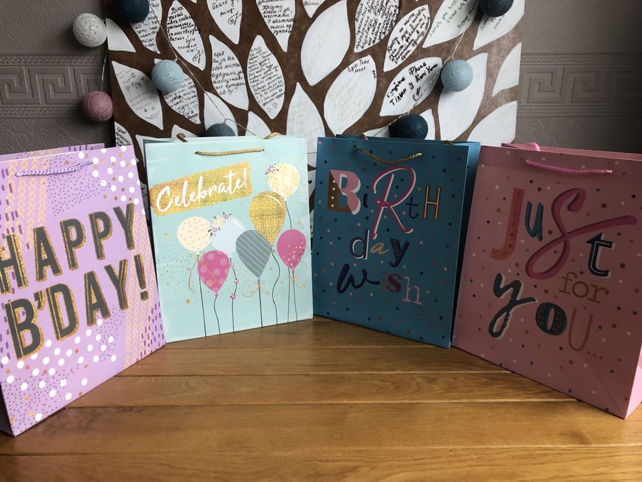 Пакет подарочный (26х32х12 см). Упаковка на подарок. Декор