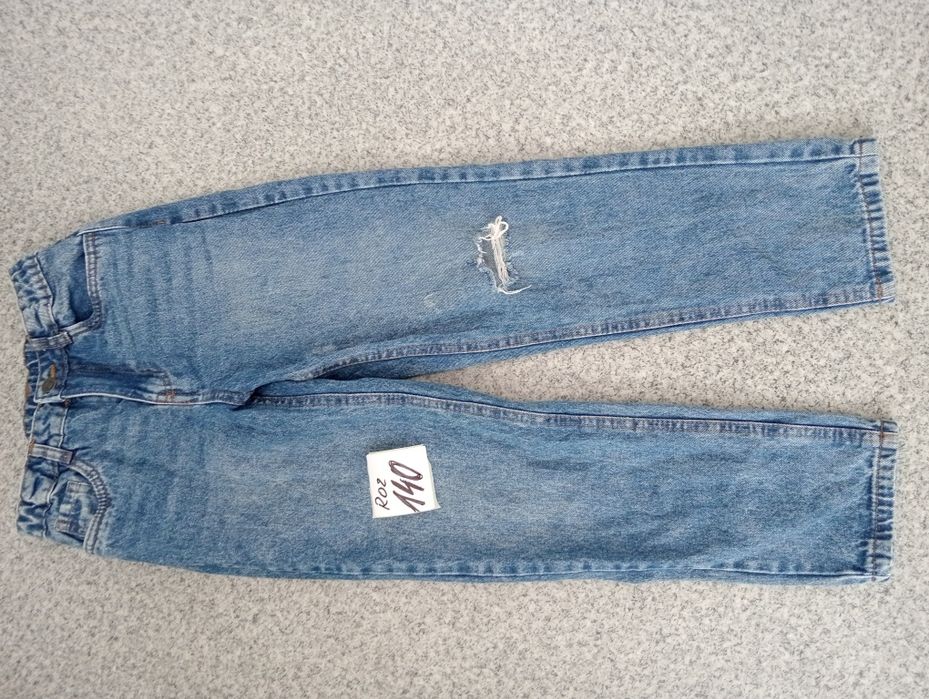 Dżinsy dziewczęce roz.140