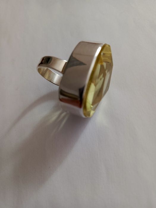 Pierścionek Bursztyn Super