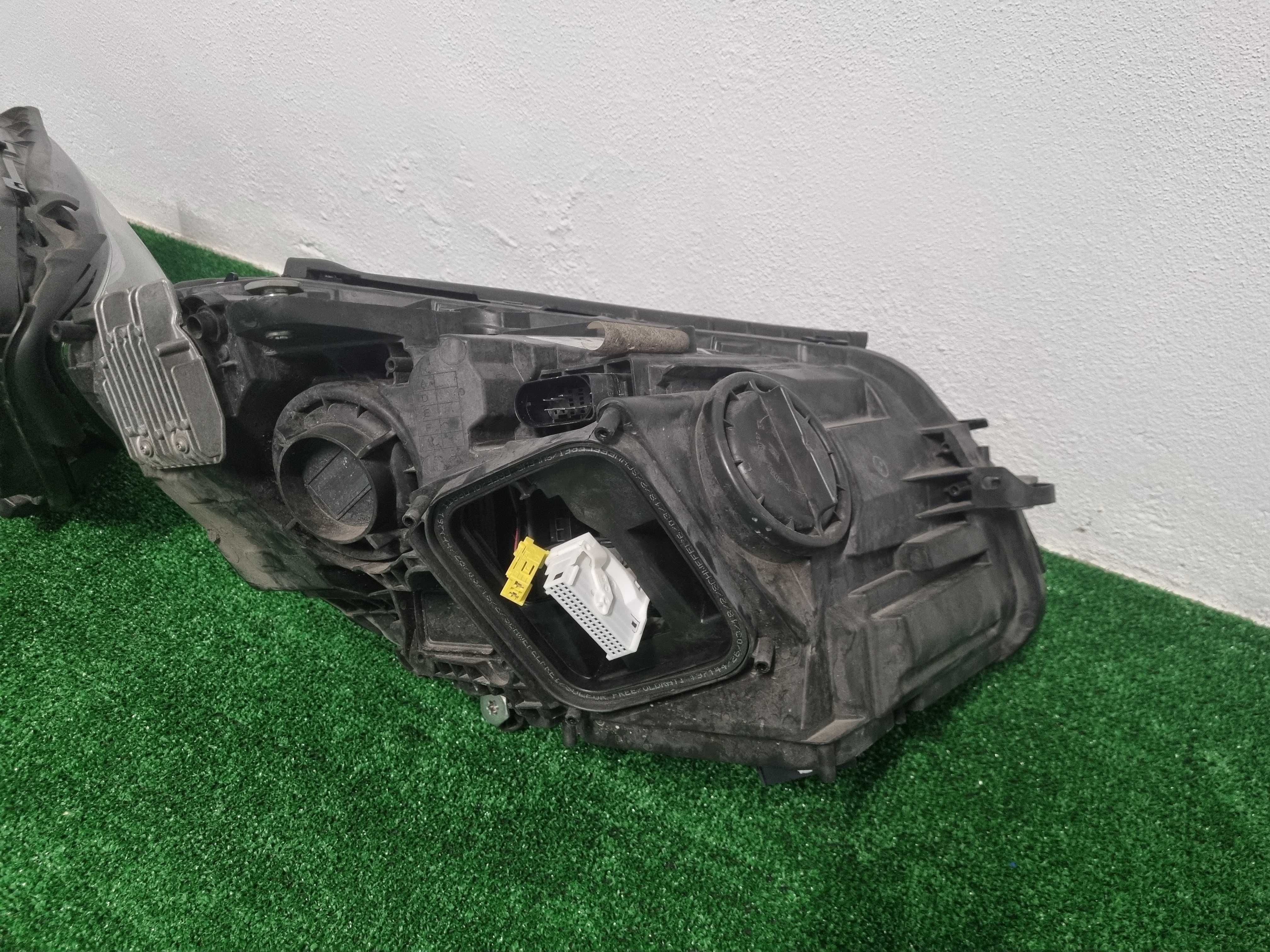 Conjunto Farol Ótica Mercedes W205 Multibeam Led Original