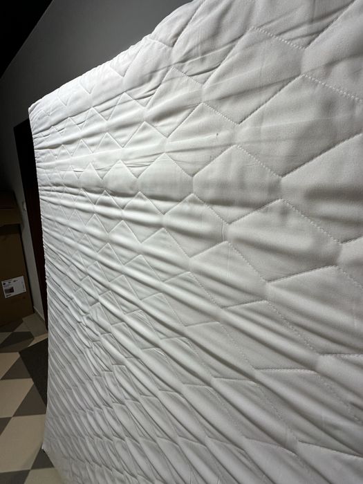 Materac HOVAG IKEA 140x200 swieży, czysty