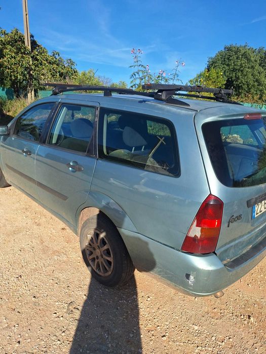 vendo forde focus de 2000