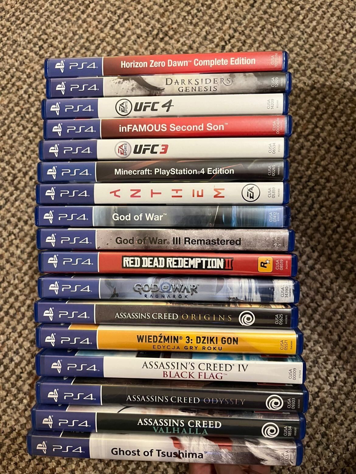 PS4 PRO ,1TB ,2 Pady ,Super Stan ,TANIO!