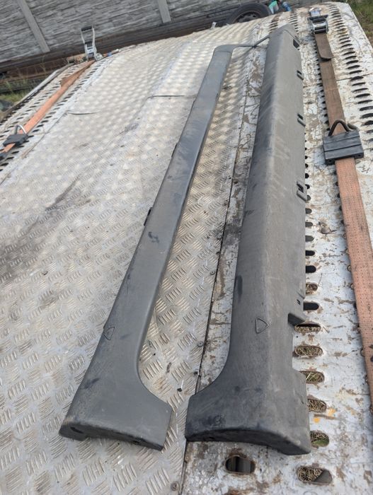 Listwy progowe boczne prawe lewe peugeot partner ii