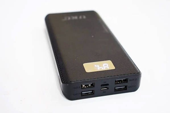 Универсальный Power Bank UKC Smart 50000 mAh с экраном и 4 USB 4204