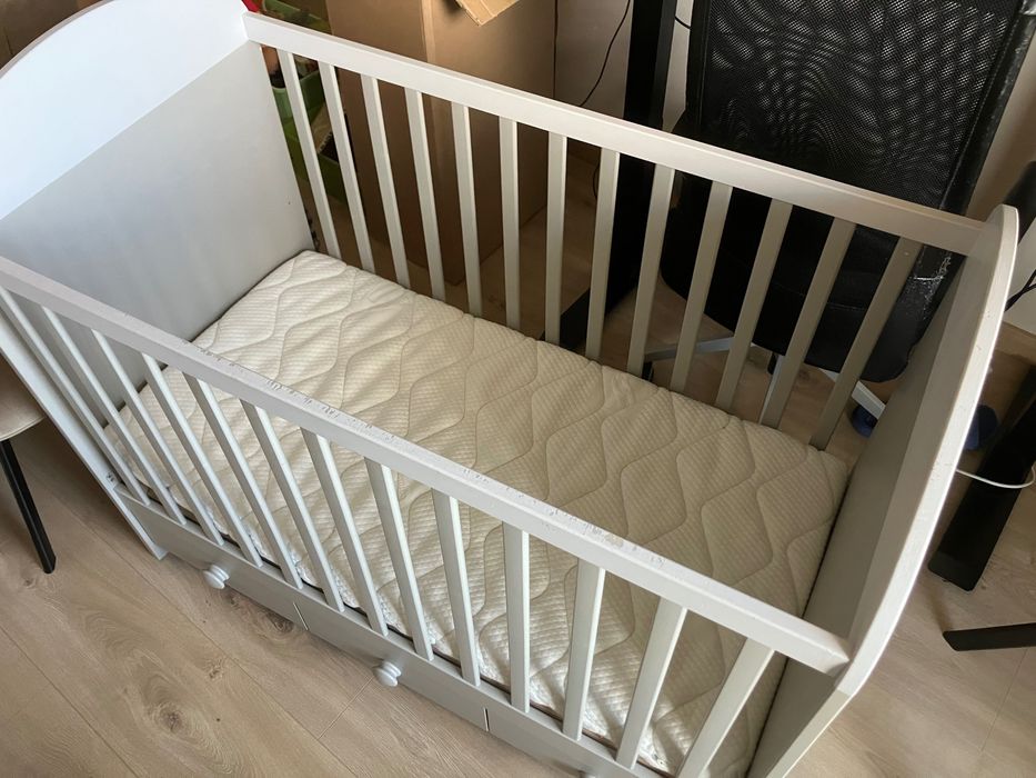 Łóżeczko drewniane 160x80cm z materacem DOBRANOCKA