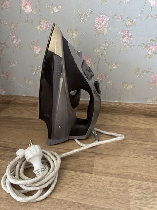 Праска Утюг Philips Azur GC4870/02