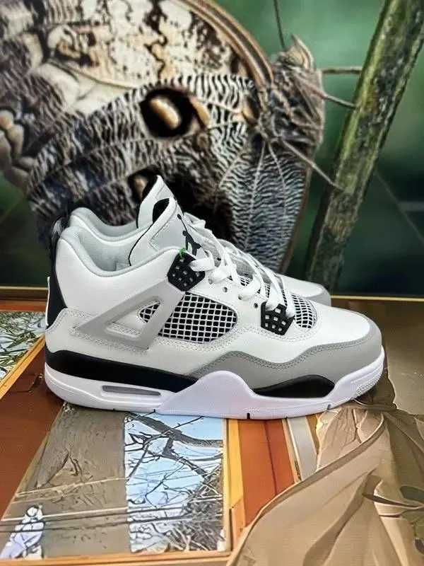Buty do koszykówki Jordan 4 Retro Military, rozmiar 41