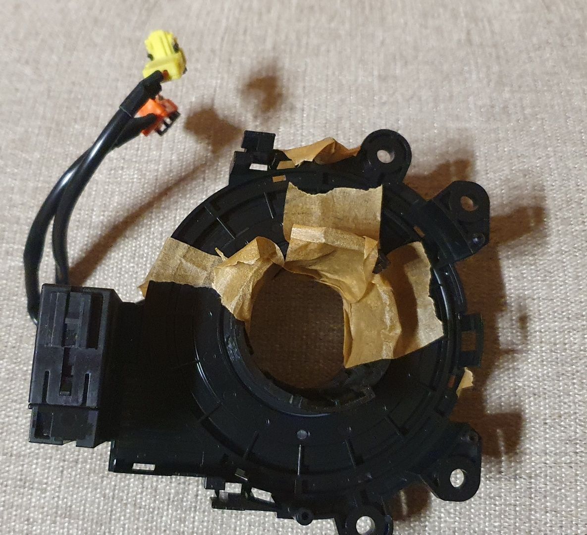 Підрульвий шлейф Nissan 255543JA1A