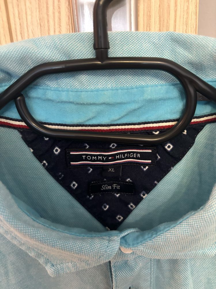 Koszulka polo bluzka z kołnierzykiem L Tommy Hilfiger jasno niebieska