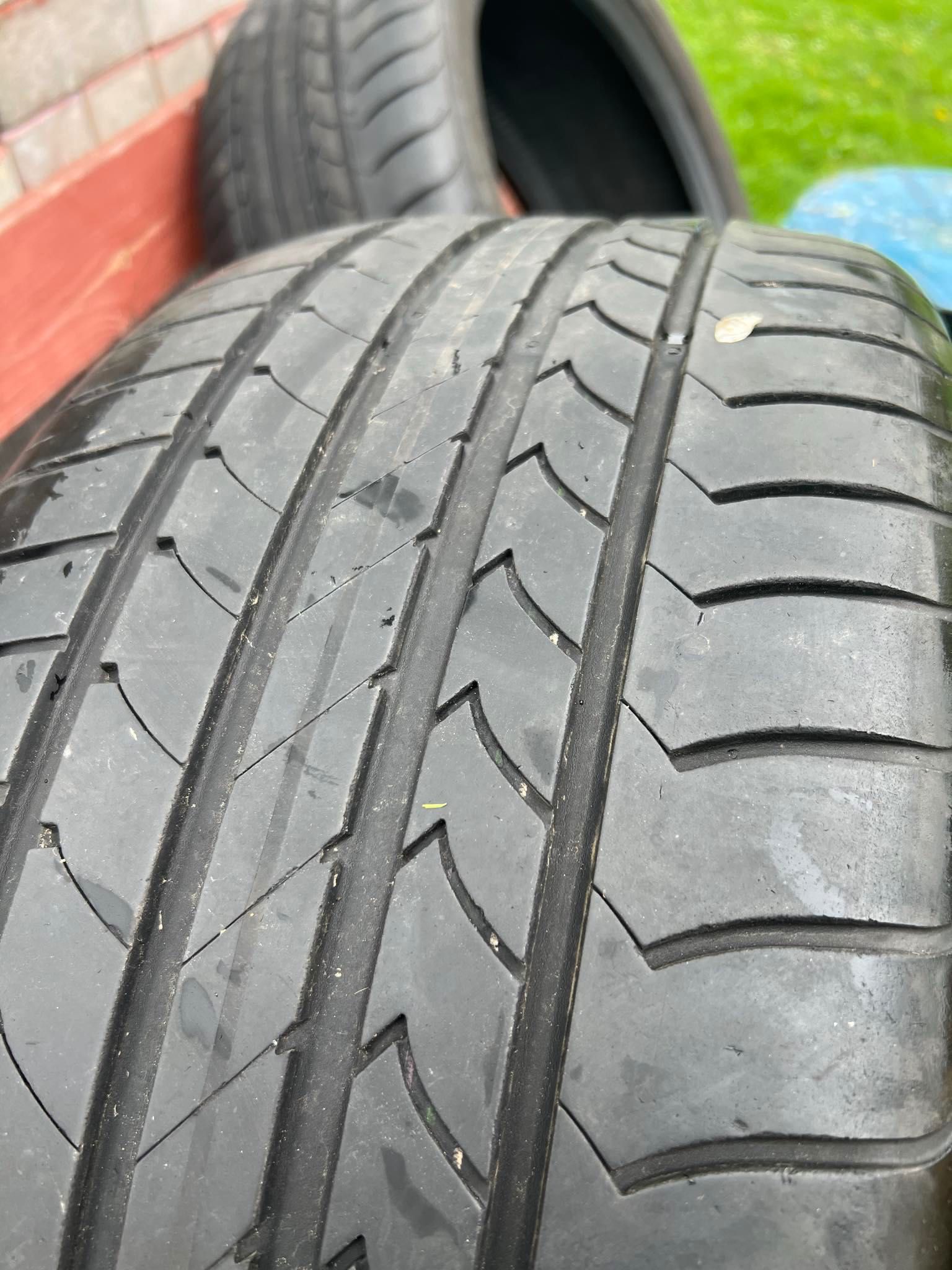 2 sztuki Opony letnie Goodyear RunOnFlat 255/40R19