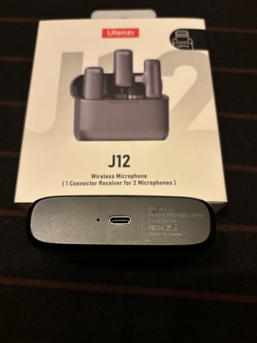 Ulanzi J12 Mikroport Zestaw Mikrofonów Bezprzewodowych  Lightning