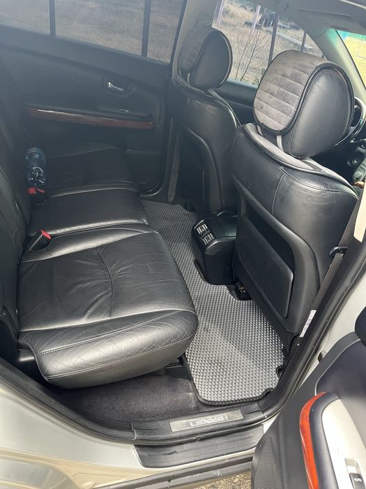 Продам Lexus RX400 h