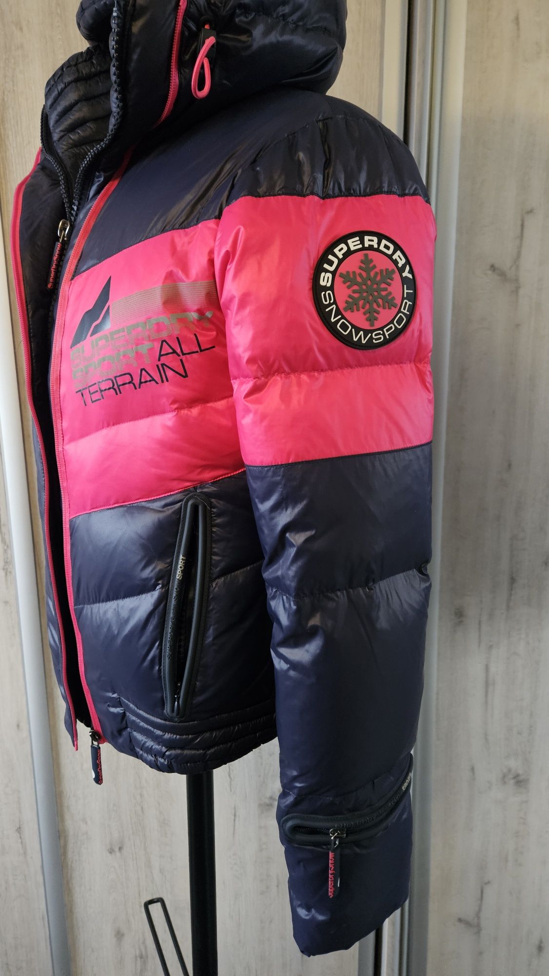 Kurtka SuperDry narciarska damska roz l 40