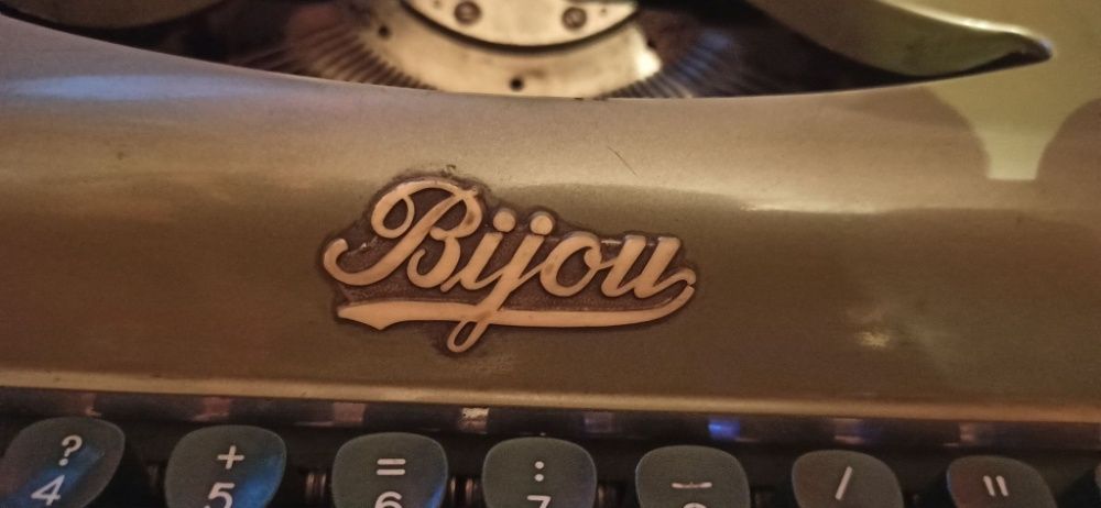 Maszyna do pisania Bijou - 1950 - Antyk (Sprawna)