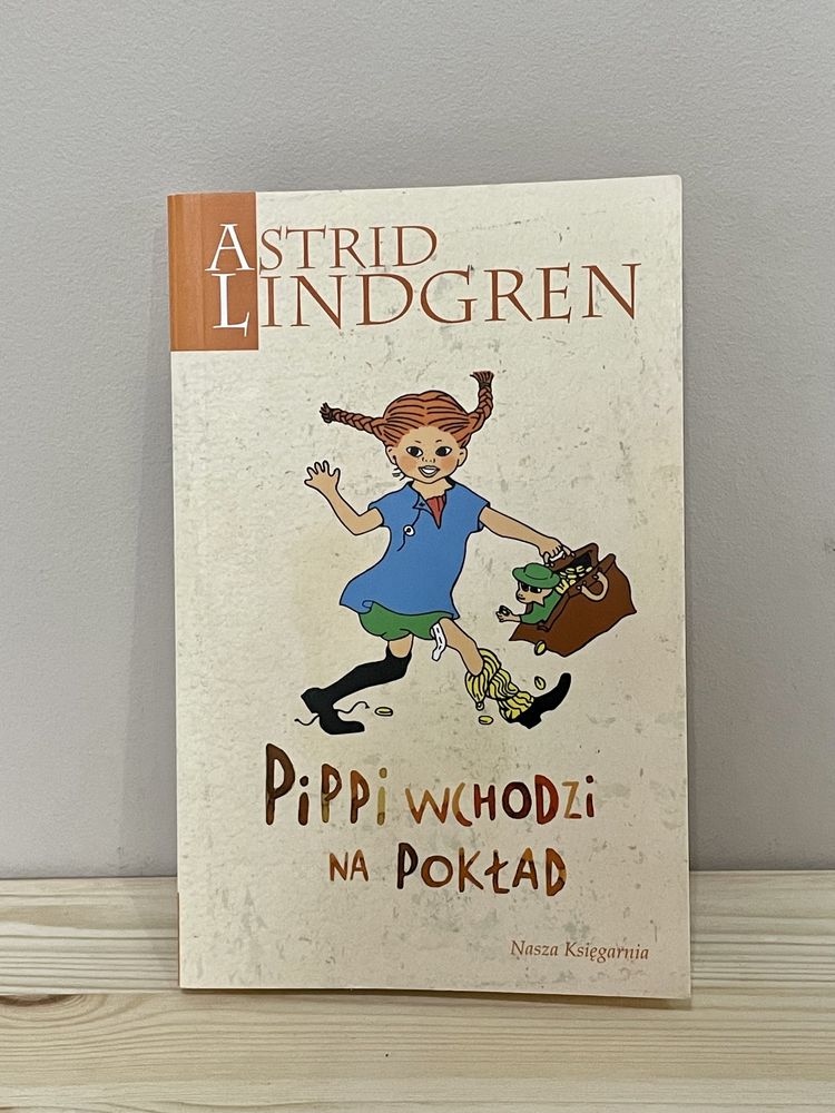 Książka Pippi wchodzi na pokład