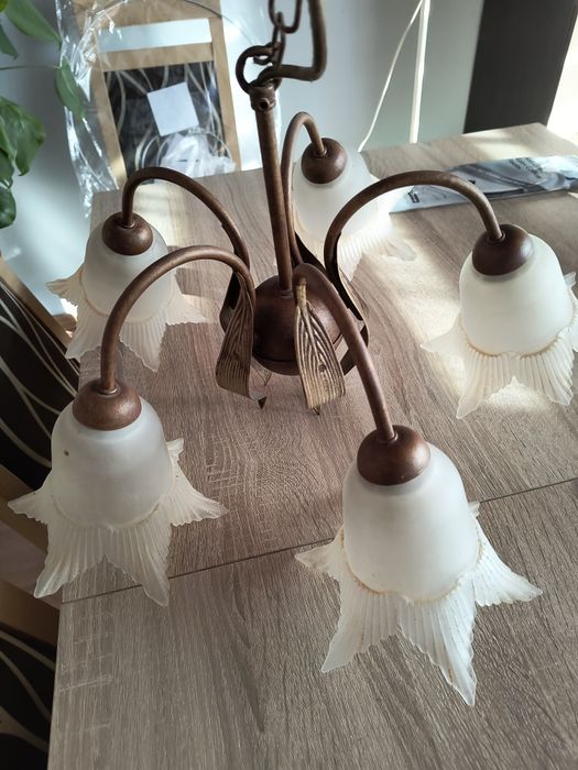 Żyrandol plus kinkiet